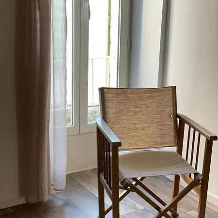 Jolie Maison En Centre Avec Climatisation Grand Lit Double * Arles